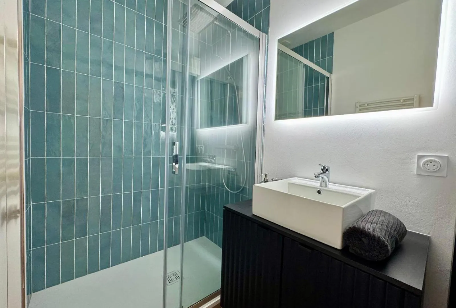 Les Jardins Du Theatre - Elegance, Bois & Design Apartment Quimper
